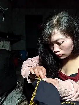 siusiu-00 online show from December 14, 12:21 pm