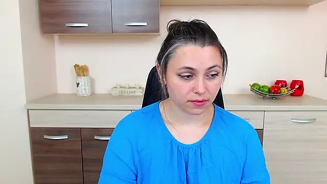 Soft Lilly online show from October 22, 5:52 am