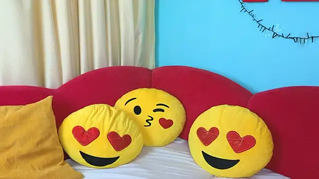 Soft Lilly online show from March 31, 5:41 am