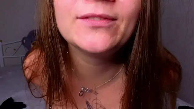 Snapshot of Amy__Leee_ chatting on November 10, 6:51 pm Amy Leee online show from November 10, 6:51 pm