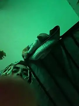 shadespider online show from April 2, 2:09 am