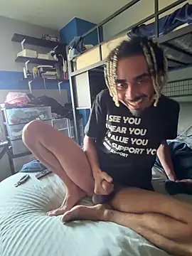 shadespider online show from April 21, 9:17 pm