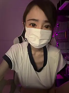 Snapshot of ericiii chatting on February 24, 1:58 am ericiii online show from February 24, 1:58 am