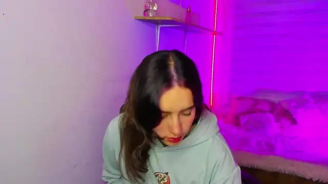 Snapshot of Emily_Lindey chatting on November 29, 3:09 am Emily Lindey online show from November 29, 3:09 am