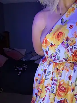 queenkelly1234 online show from March 21, 3:44 am