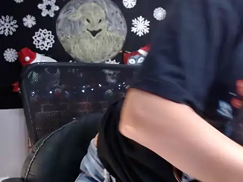 Snapshot of Lucyy_Naugthy chatting on November 26, 1:12 pm Lucyy Naugthy online show from November 26, 1:12 pm