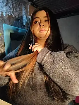 Snapshot of EliaStone05 chatting on December 19, 6:31 am EliaStone05 online show from December 19, 6:31 am