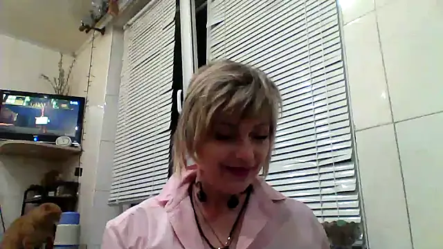 Snapshot of Lia_Ray chatting on October 14, 7:25 pm Lia Ray online show from October 14, 7:25 pm
