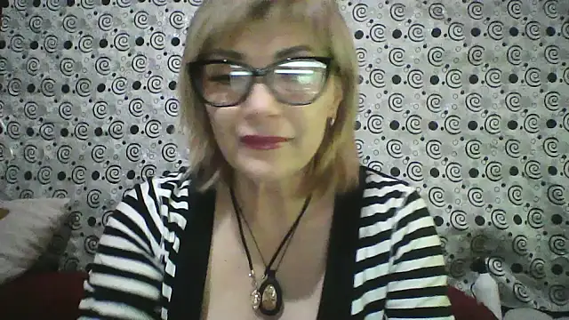 Snapshot of Lia_Ray chatting on November 4, 7:13 pm Lia Ray online show from November 4, 7:13 pm