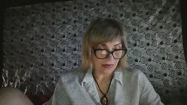 Snapshot of Lia_Ray chatting on November 10, 7:57 pm Lia Ray online show from November 10, 7:57 pm