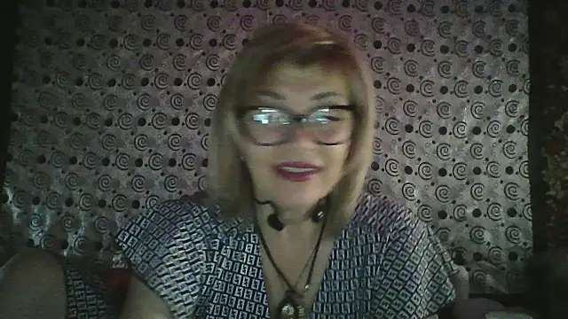Snapshot of Lia_Ray chatting on November 20, 7:02 pm Lia Ray online show from November 20, 7:02 pm