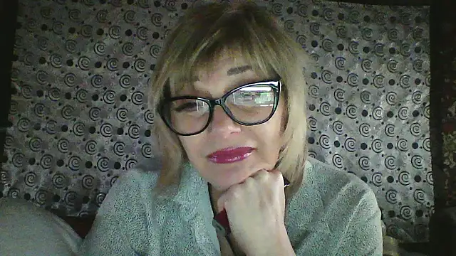 Snapshot of Lia_Ray chatting on November 25, 8:20 pm Lia Ray online show from November 25, 8:20 pm