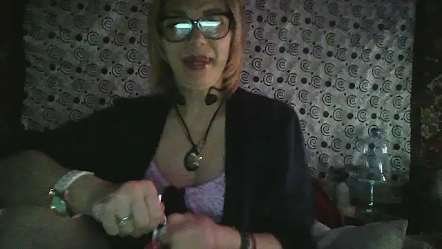 Snapshot of Lia_Ray chatting on December 4, 9:23 pm Lia Ray online show from December 4, 9:23 pm