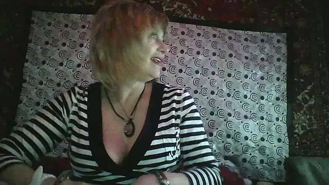 Snapshot of Lia_Ray chatting on December 13, 7:53 pm Lia Ray online show from December 13, 7:53 pm