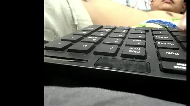 Snapshot of rexforctz chatting on December 18, 7:14 am rexforctz online show from December 18, 7:14 am