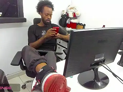 BenhtenBlack25 online show from January 12, 10:26 pm