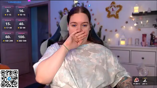 SummerTina online show from December 15, 8:41 am