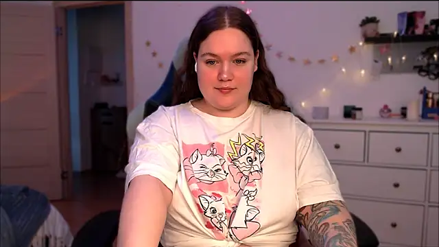 SummerTina online show from January 17, 9:06 am