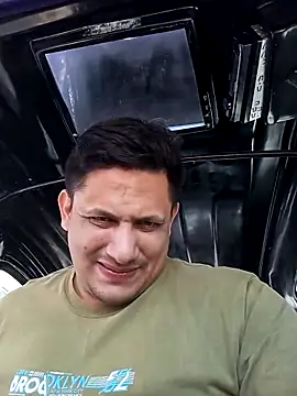 WIlGar1993 online show from March 9, 3:16 pm