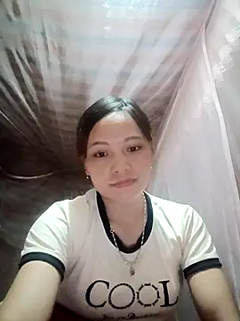 Snapshot of huhu-sexxy chatting on October 18, 1:45 pm huhu-sexxy online show from October 18, 1:45 pm
