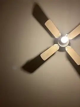 Snapshot of CarmeloA chatting on November 19, 5:02 pm CarmeloA online show from November 19, 5:02 pm