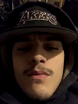 Snapshot of CarmeloA chatting on November 25, 5:29 am CarmeloA online show from November 25, 5:29 am