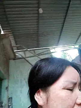 Listen-ly online show from December 4, 6:23 am