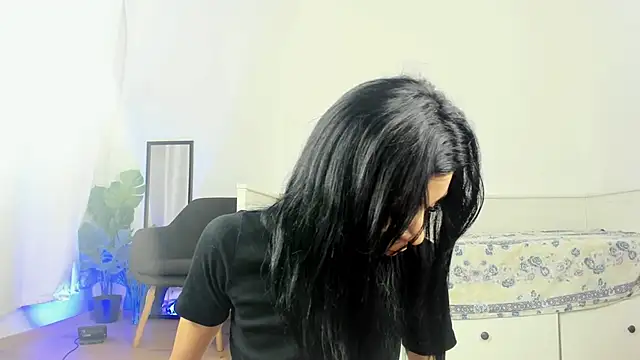 ReneeVoss online show from March 31, 3:08 am