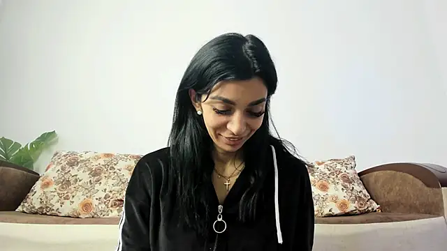 ReneeVoss online show from April 14, 9:48 am