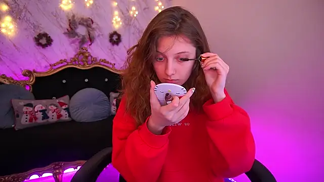 CuteeFoxy online show from January 8, 2:41 pm