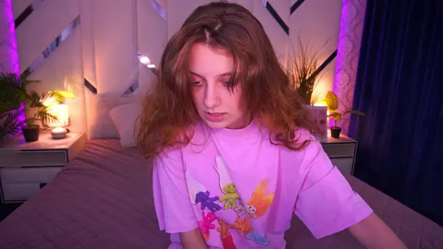 CuteeFoxy online show from February 2, 2:49 pm