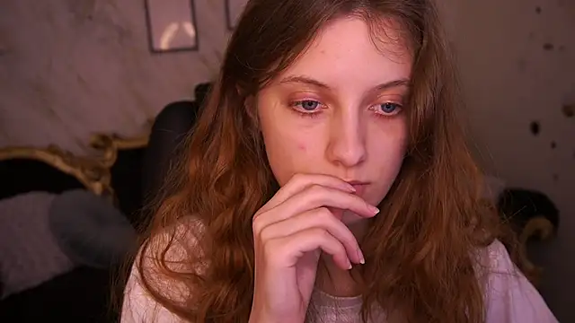 CuteeFoxy online show from April 20, 1:36 pm