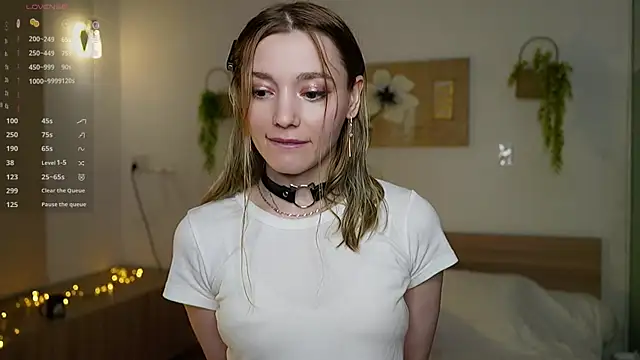 StarryMary online show from December 3, 9:02 pm