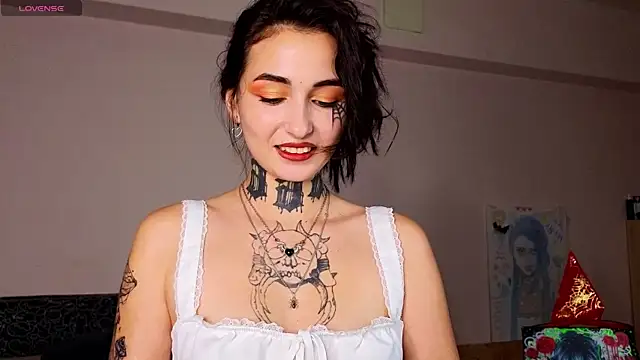 Snapshot of Green_Lisa chatting on October 27, 2:21 pm Green Lisa online show from October 27, 2:21 pm