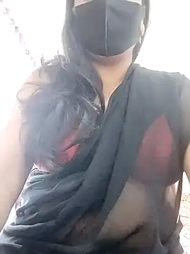 Snapshot of Hot_Boude chatting on November 4, 8:46 am Hot Boude online show from November 4, 8:46 am