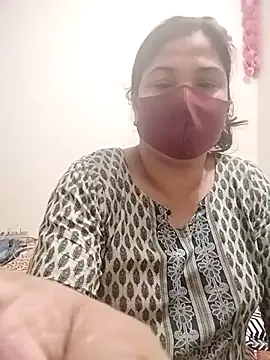 Snapshot of Hot_Boude chatting on November 6, 2:07 pm Hot Boude online show from November 6, 2:07 pm
