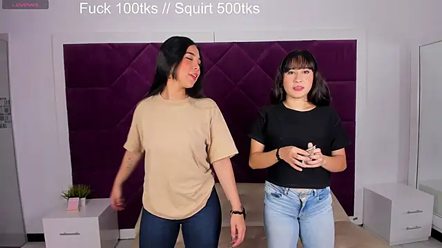 Snapshot of Glamorous_Giirlss chatting on November 26, 12:17 pm Glamorous Giirlss online show from November 26, 12:17 pm