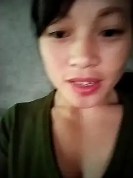 Snapshot of Hani-i chatting on October 15, 2:33 am Hani-i online show from October 15, 2:33 am