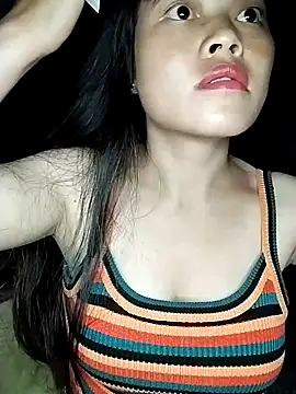 Snapshot of Hani-i chatting on October 16, 8:21 pm Hani-i online show from October 16, 8:21 pm