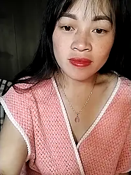 Snapshot of Hani-i chatting on December 17, 9:32 pm Hani-i online show from December 17, 9:32 pm