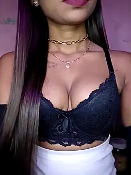 Strip Hotty242 online show from December 18, 6:58 pm