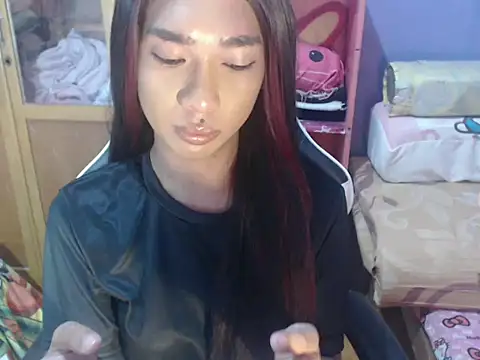 Yourasianbabyemma online show from June 4, 6:36 pm