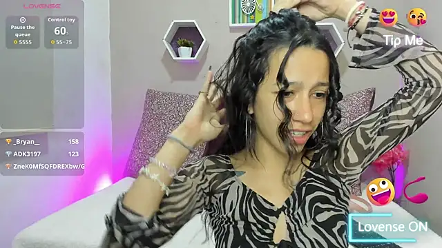 Snapshot of Laskhmi_ chatting on July 11, 11:57 am Laskhmi online show from July 11, 11:57 am