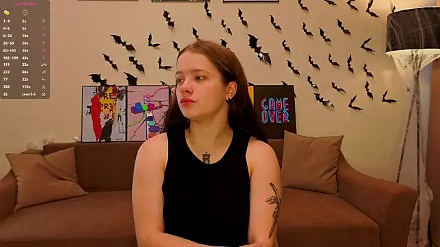 Snapshot of JonDatko chatting on November 11, 4:23 am JonDatko online show from November 11, 4:23 am