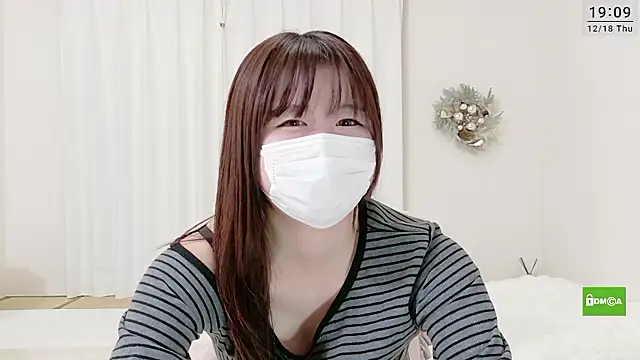 rei-chan online show from December 18, 10:10 am