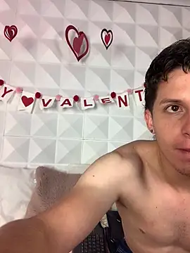 Snapshot of SsexCouplee chatting on February 15, 11:41 am SsexCouplee online show from February 15, 11:41 am