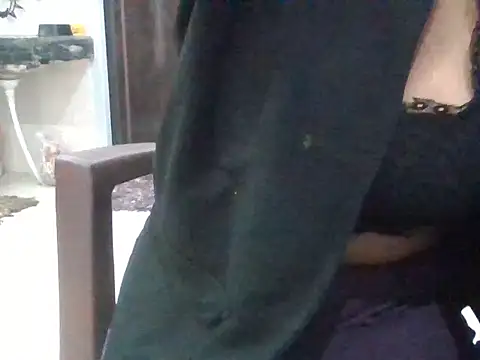 Rhea-Sen online show from November 7, 6:52 pm