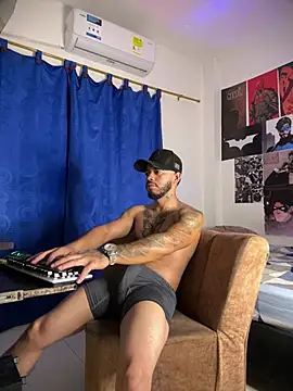 Kylian Alessandro online show from February 16, 12:12 pm