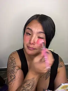 Mellani luod online show from April 18, 3:32 am