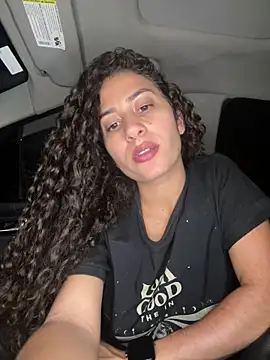 fernanda317 online show from April 8, 9:26 pm